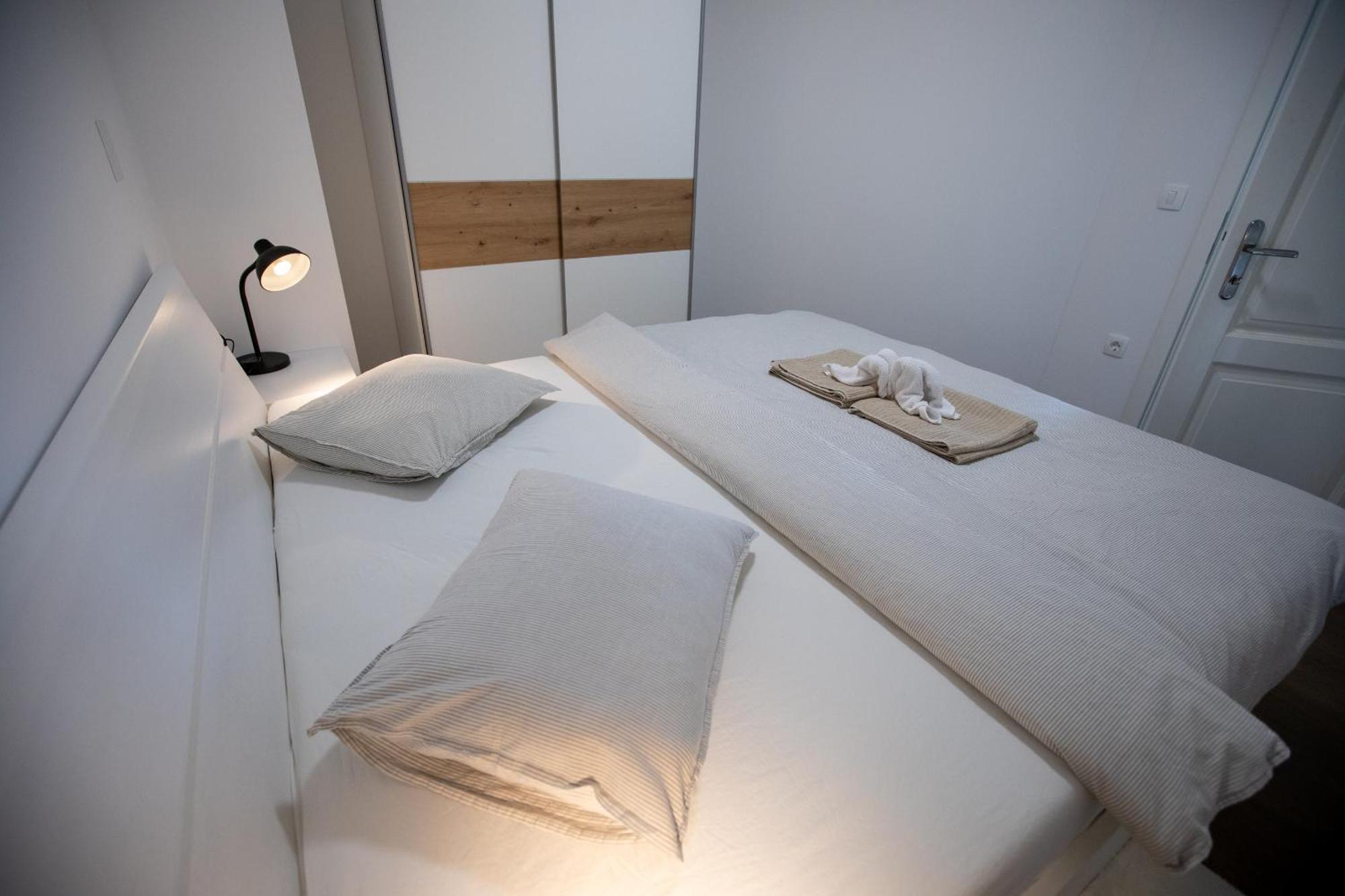Apartmani Jancic Ogulin Habitación foto