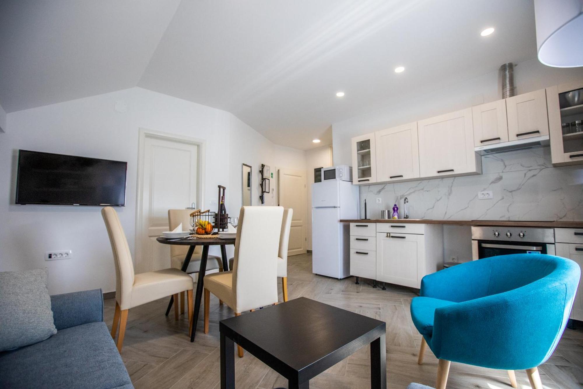 Apartmani Jancic Ogulin Habitación foto